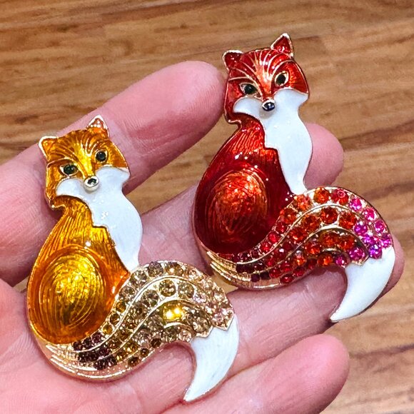 2 Fox Brooches Animal Brooch Pin - Picture 4 of 5